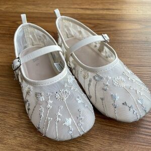 Zara Kids Beige Floral Dress Shoes